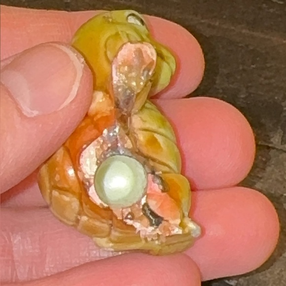 VINTAGE GREEN TURTLE SPRAWLED OUT HONG KONG FIGURINE TRINKET 2” - Picture 6 of 7